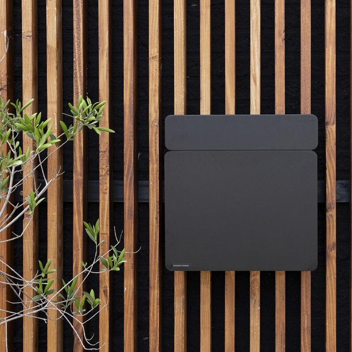 Novioproducts Spinder Design Inbox wandbrievenbus staal zwart