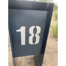 Geroba Carta vrijstaande brievenbus staal - zwartgrijs